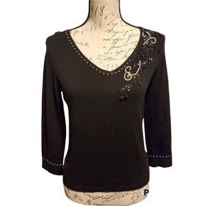 EMMA & James Petite by Liz Claiborne Ladies Black Knit Top with Beaded Details